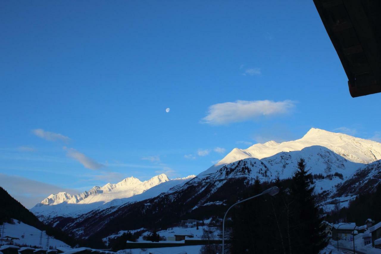 Cuore Delle Alpi Apartment *